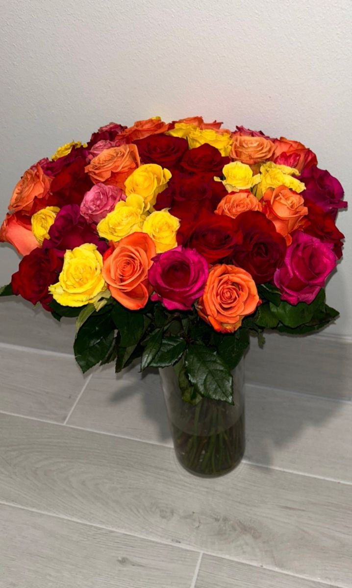 Luxe Flower Vase 96 Stems